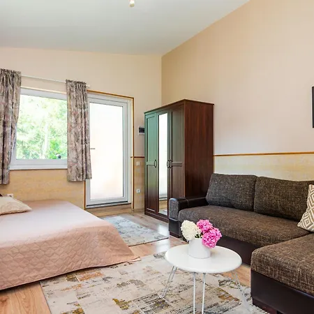 Pasaulio Krastas Гостевой дом Паланга