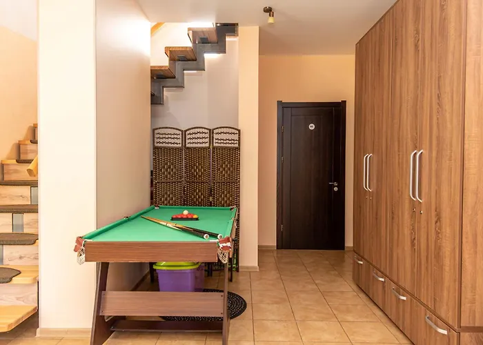 Pasaulio Krastas * פלאנגה